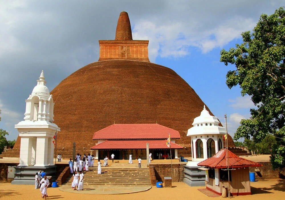 Abhayagiri Dagoba