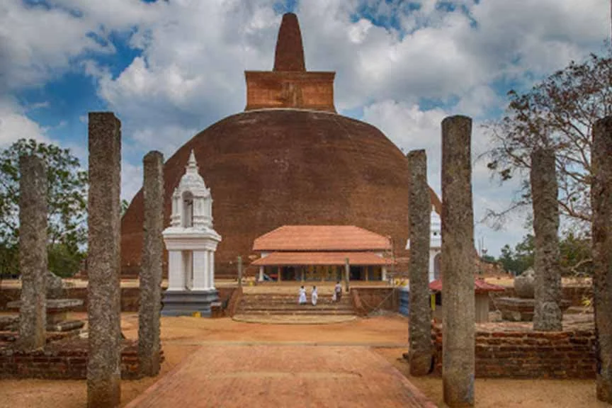 Abhayagiri Dagoba